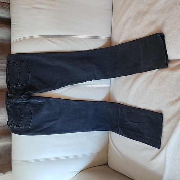 A pair of black skinny jeans from Zadig et Voltaire. - Picture 7 of 7